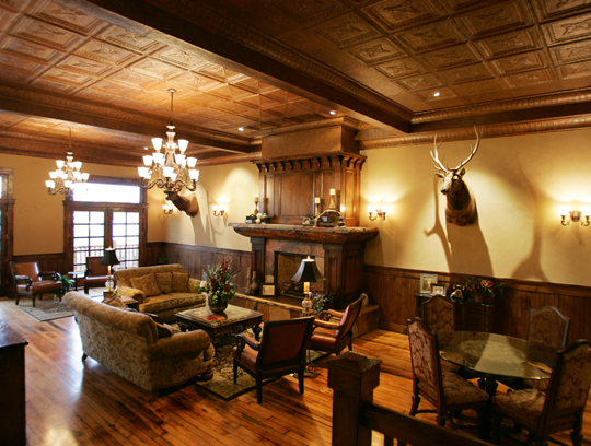Antlers Inn Majestic Suites And River Rock Café Walden North The Interior Of Antlers Inn River Rock Café In Walden Colorado