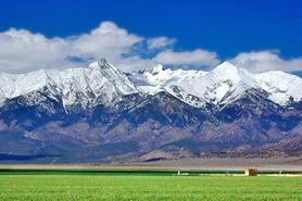 View of the Sangre de Cristo Mountains in the San Luis Valley, Colorado
