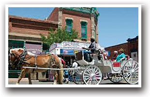 Horse and carriage in downtown Trinidad Colorado, photo by Trinidad Tourism Board