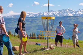People playing Disc-Golf in Beaver Creek, Colorado. Beaver Creek and Vail Vacation Rentals.