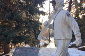 Bronze Statue of Ski Trooper by Scott Stearman and Plaque honoring the US Army's 10th Division near Vail, Colorado.